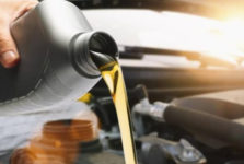 Как правильно выбрать автомобильное масло для вашего двигателя в зависимости от условий эксплуатации.